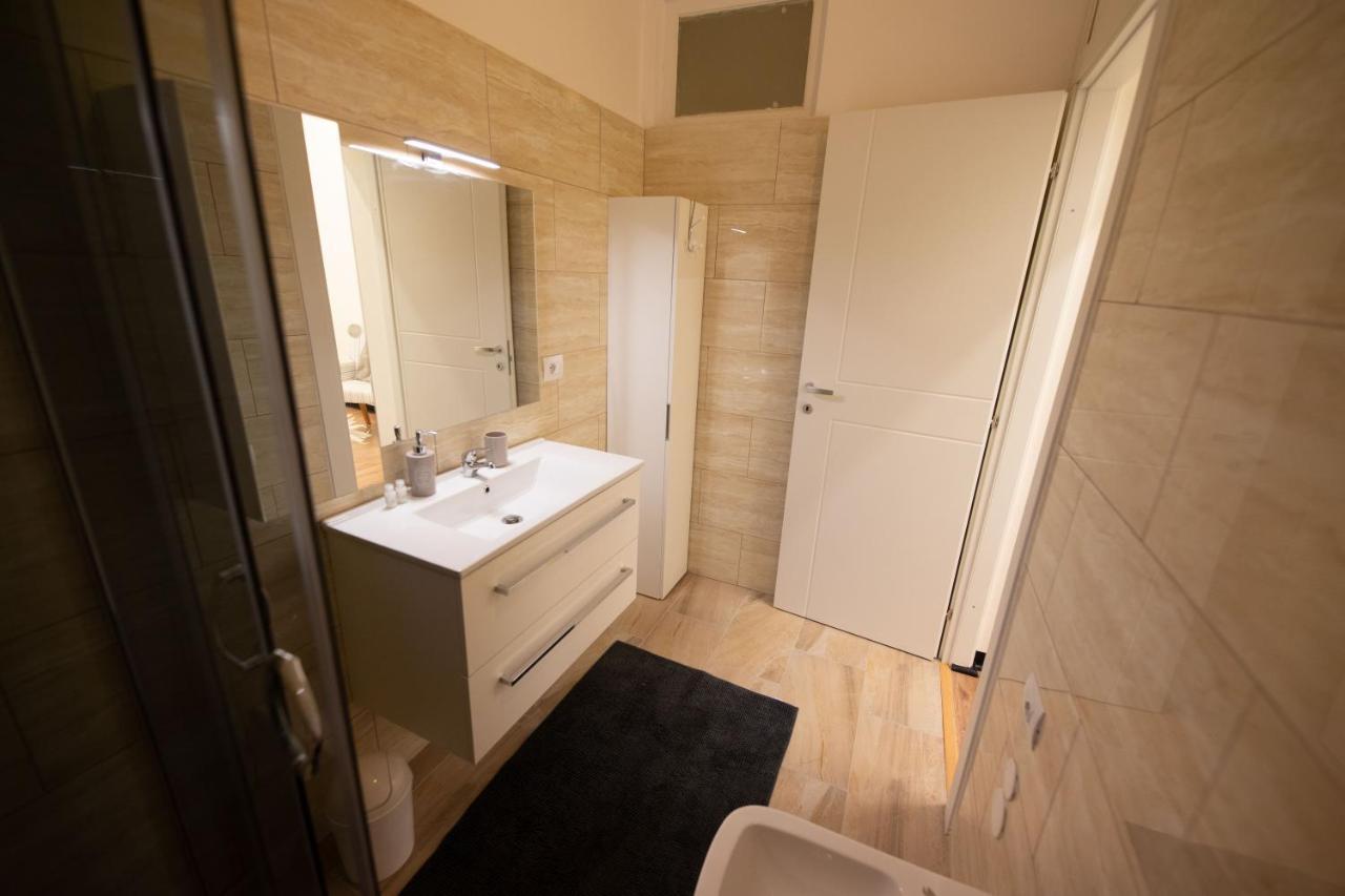 Guest House Palazzo Carmine Genova Eksteriør bilde